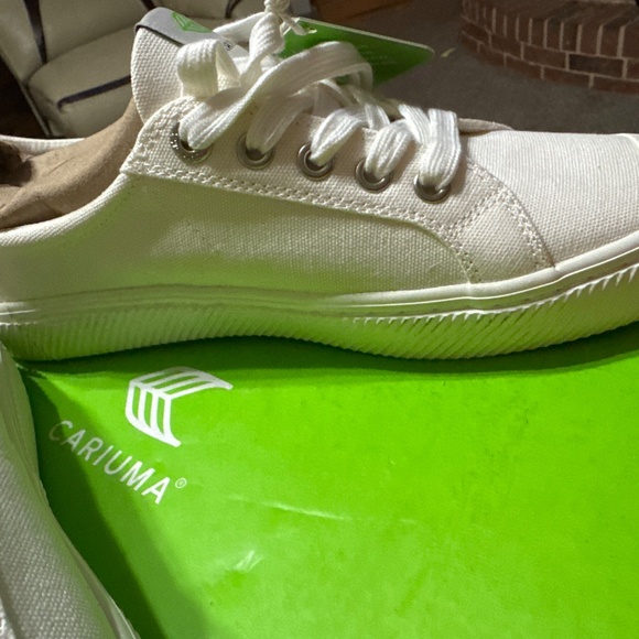 Cariuma OCA Low off-White Canvas Sneaker-8 - Picture 8 of 10